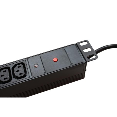 Regleta 19"x1Ux 12 tomas IEC C13 SIN int con Led Indicador + Prot. Sobrecarga
