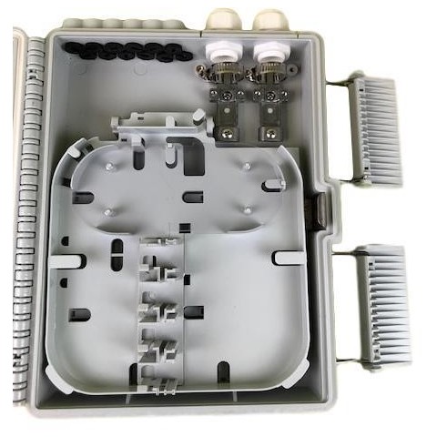 Caja F.O. de Exterior IP-65 CON LLAVE PARA 12 adaptadores SC Simplex / LC Duplex