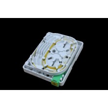 Caja F.O. de superficie CON 1 adaptador SC/APC Simplex CON VENTANA + Pigtail SC/APC SM de 1,50 metros