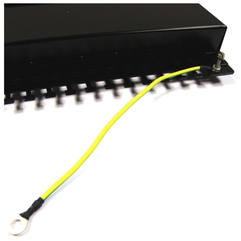 Patch Panel 1U x 24 puertos CAT6 FTP